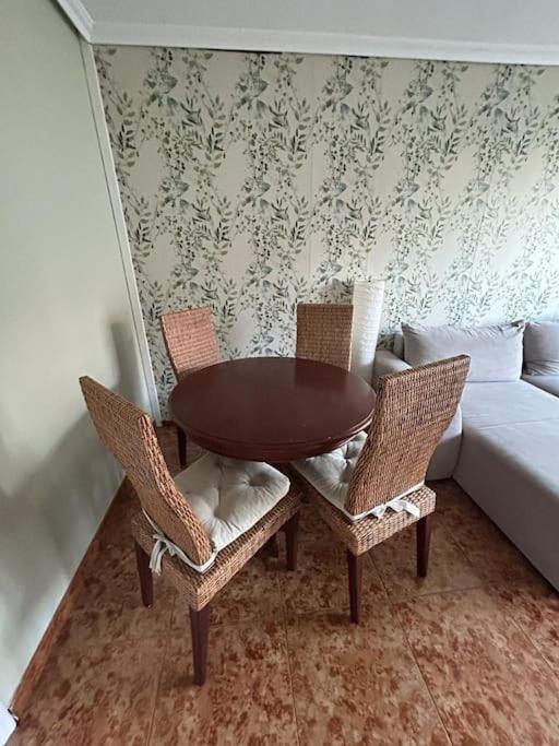 Playa De Berria -Apartamento Con Piscina Y Vistas Al Mar Santoña Exteriér fotografie